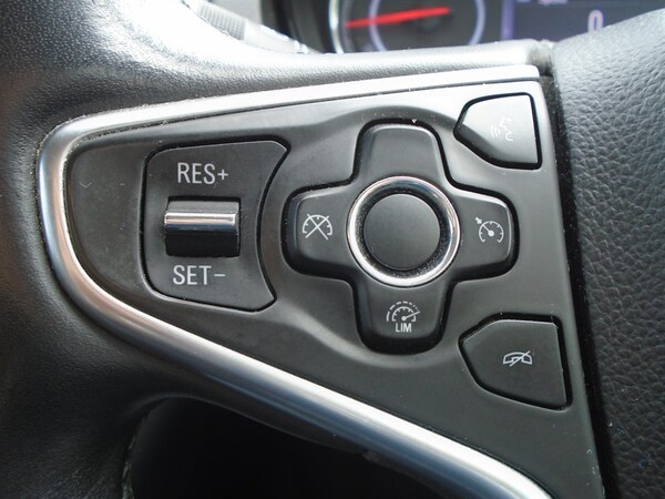 Used Vauxhall Insignia 2015 for sale - 76104493: Photo 26