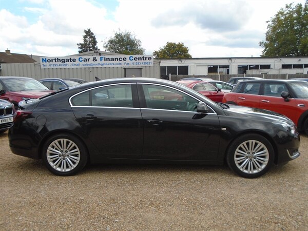 Used Vauxhall Insignia 2015 for sale - 76104493: Photo 2