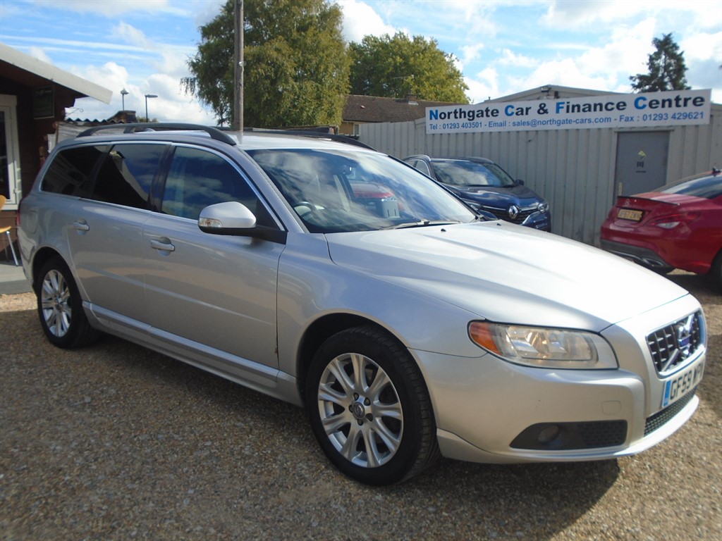 Used Volvo V70 2009 for sale - 76104528: Photo 1