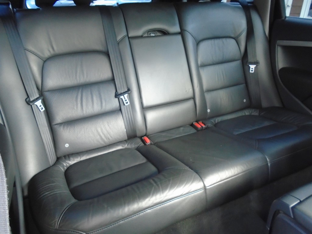 Used Volvo V70 2009 for sale - 76104528: Photo 16