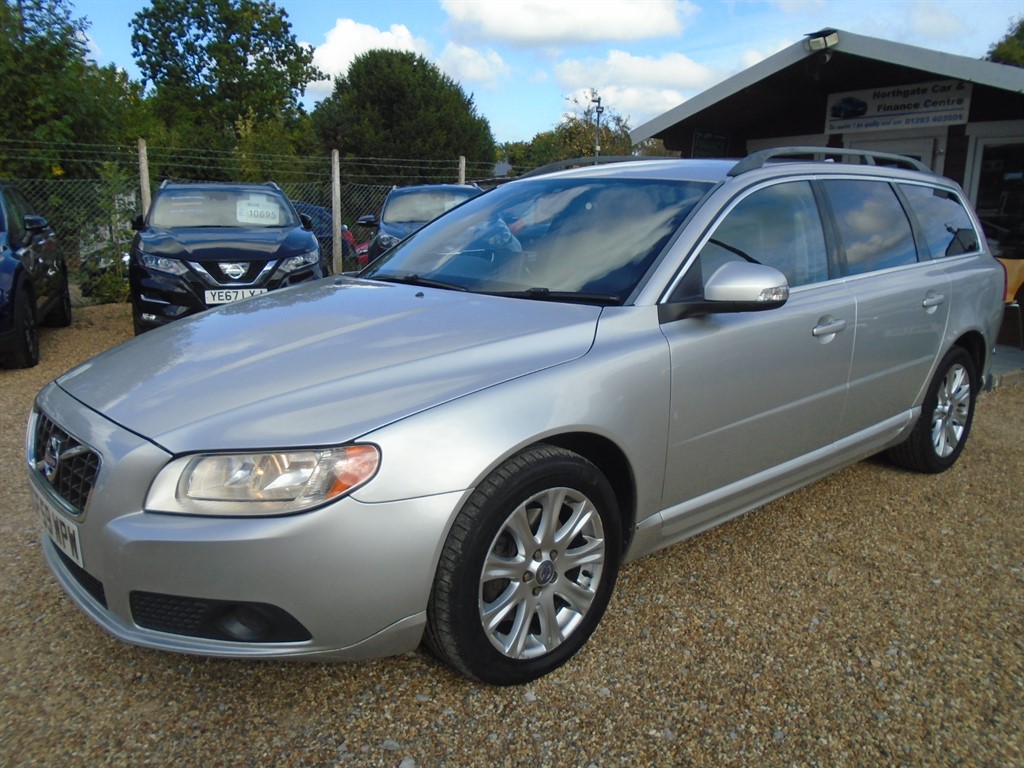 Used Volvo V70 2009 for sale - 76104528: Photo 7