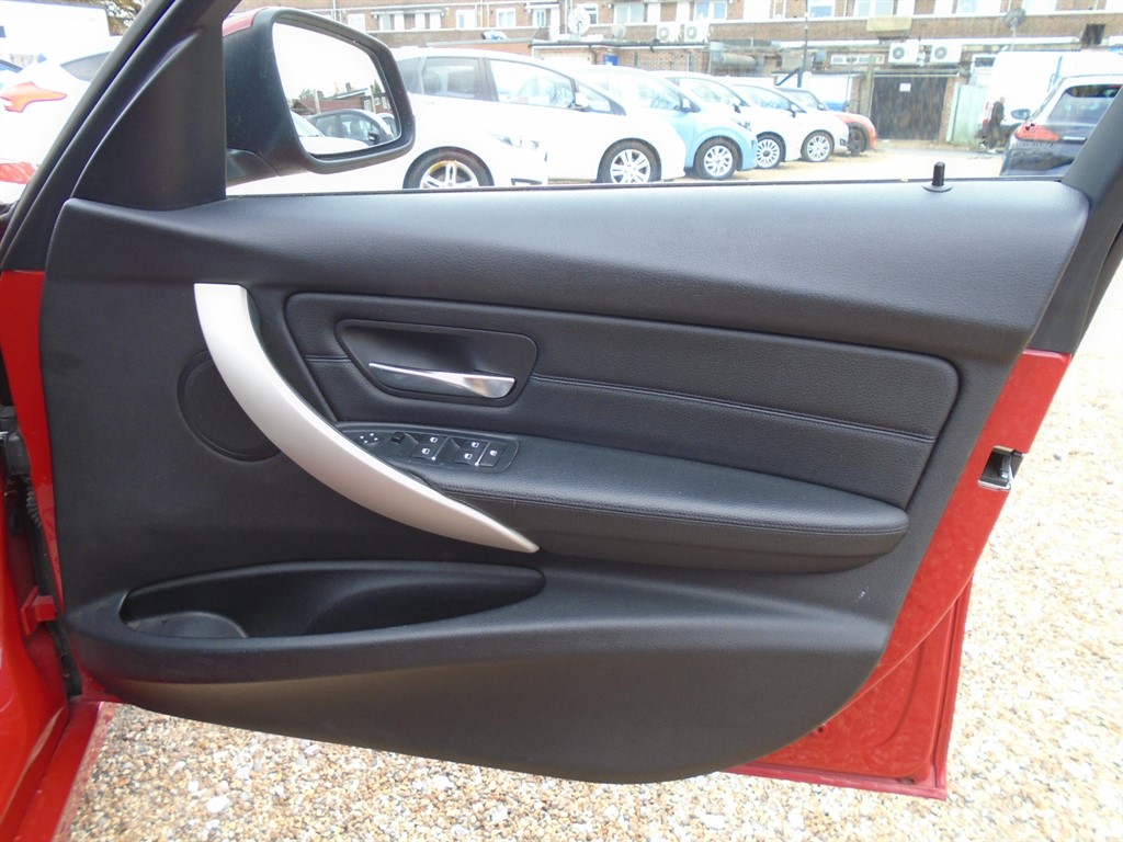 Used BMW 3 Series 2016 for sale - 75972659: Photo 13