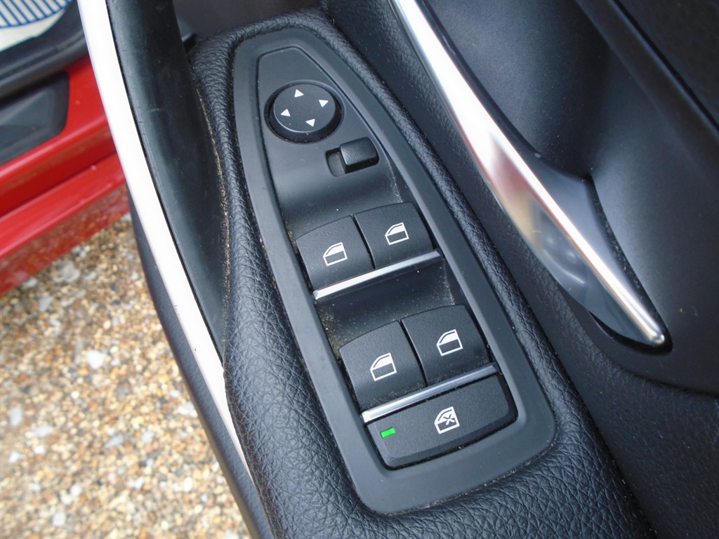 Used BMW 3 Series 2016 for sale - 75972659: Photo 32