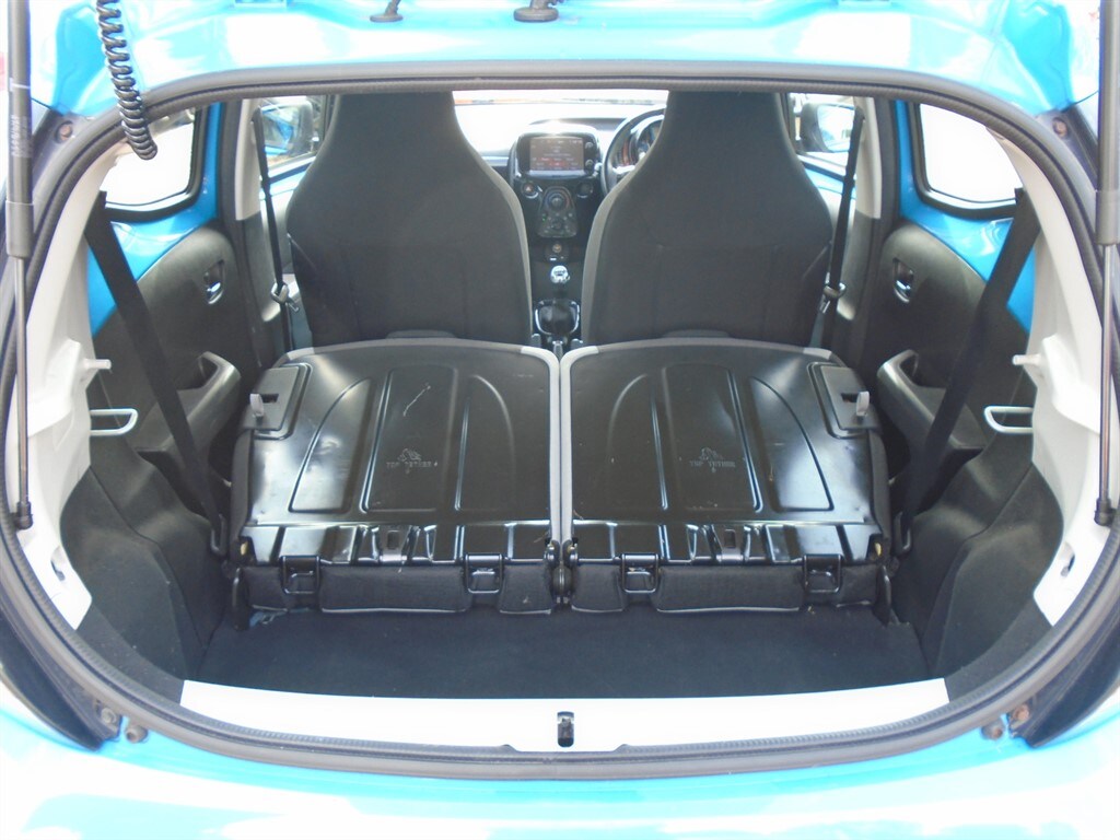 Used Toyota AYGO 2015 for sale - 75972677: Photo 18