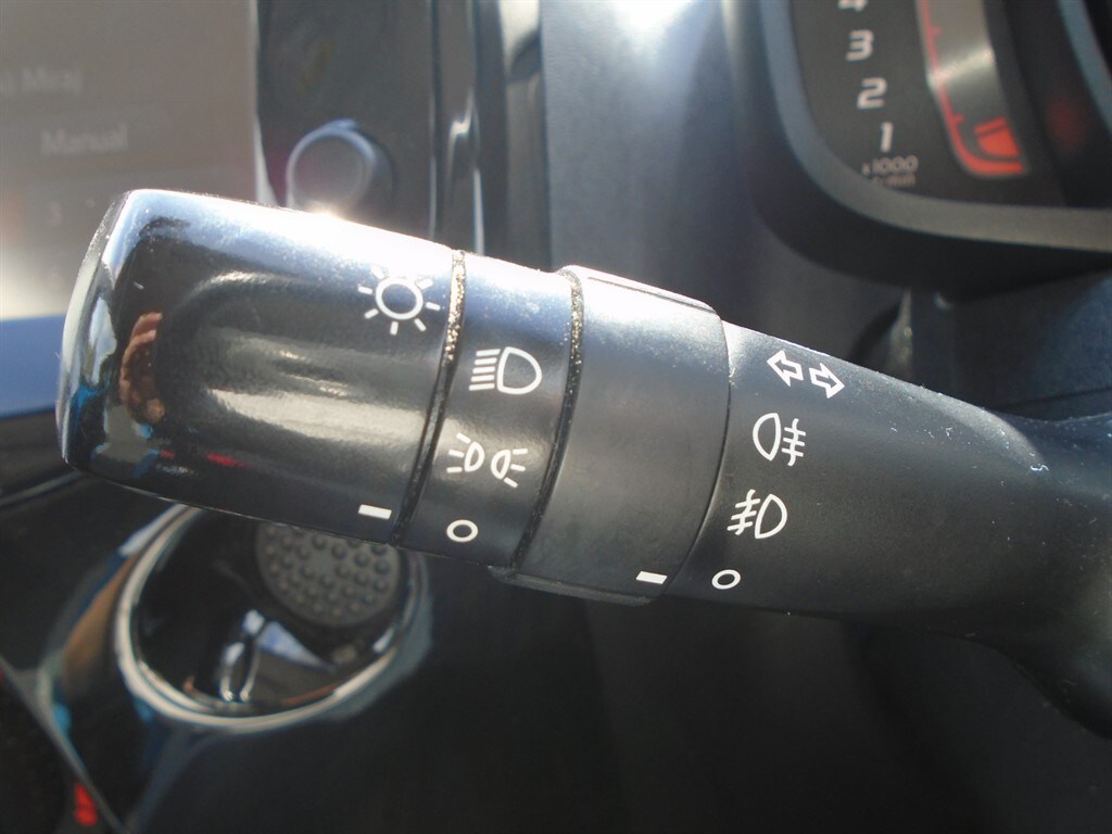 Used Toyota AYGO 2015 for sale - 75972677: Photo 24