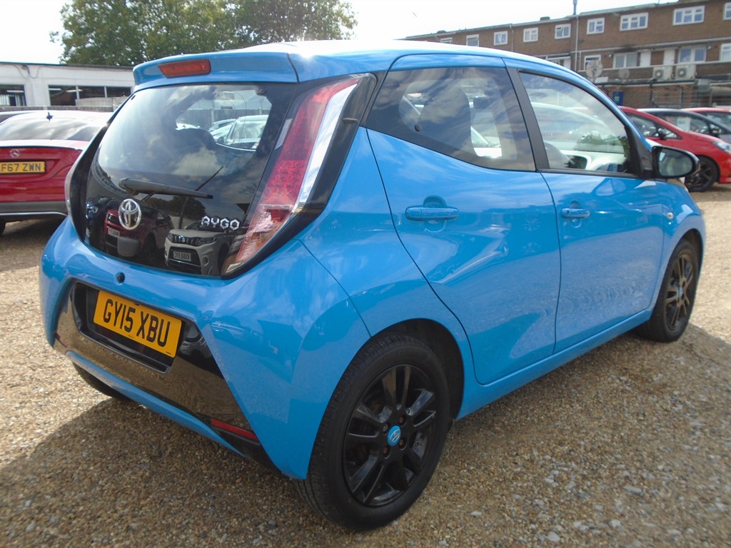 Used Toyota AYGO 2015 for sale - 75972677: Photo 3