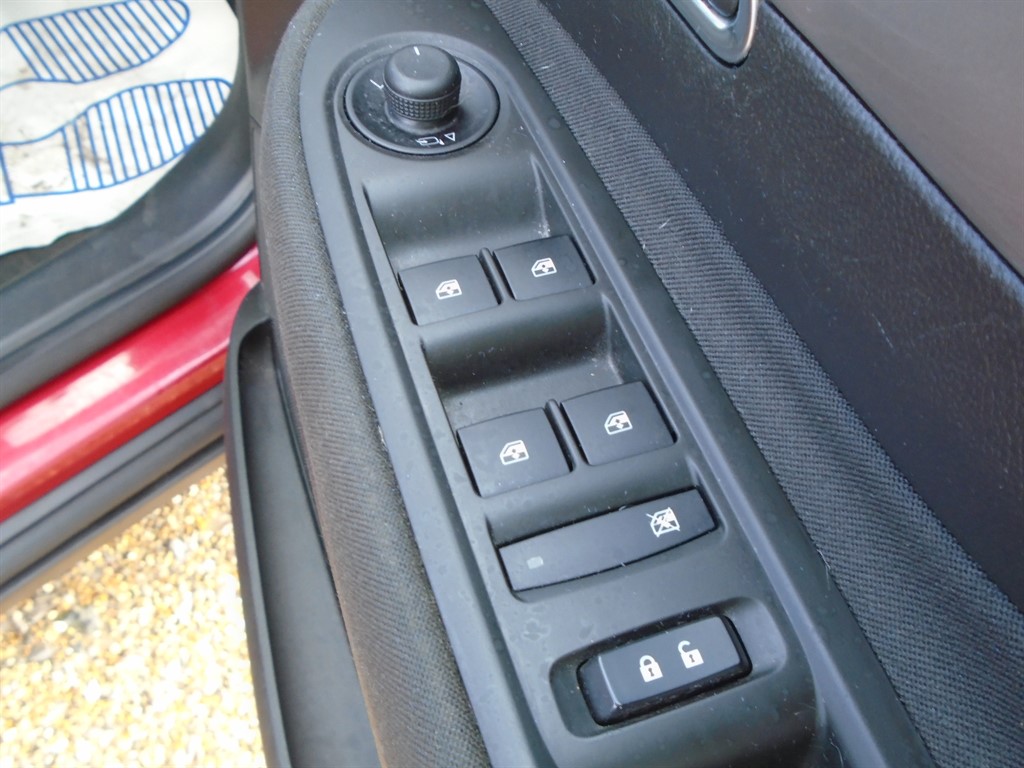 Used Vauxhall Mokka 2015 for sale - 76532359: Photo 28