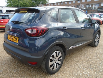 Used Renault Captur 2019 for sale - 76428394: Photo