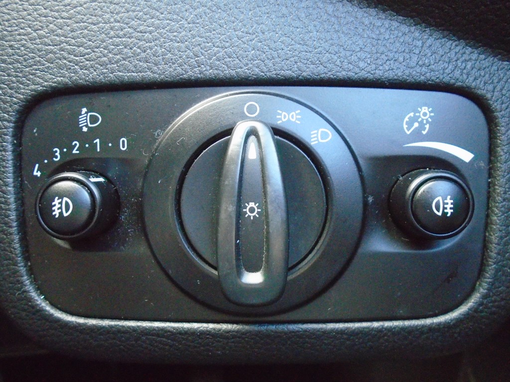 Used Ford Kuga 2015 for sale - 76438265: Photo 29