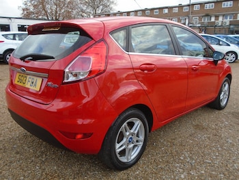 Used Ford Fiesta 2013 for sale - 76532371: Photo
