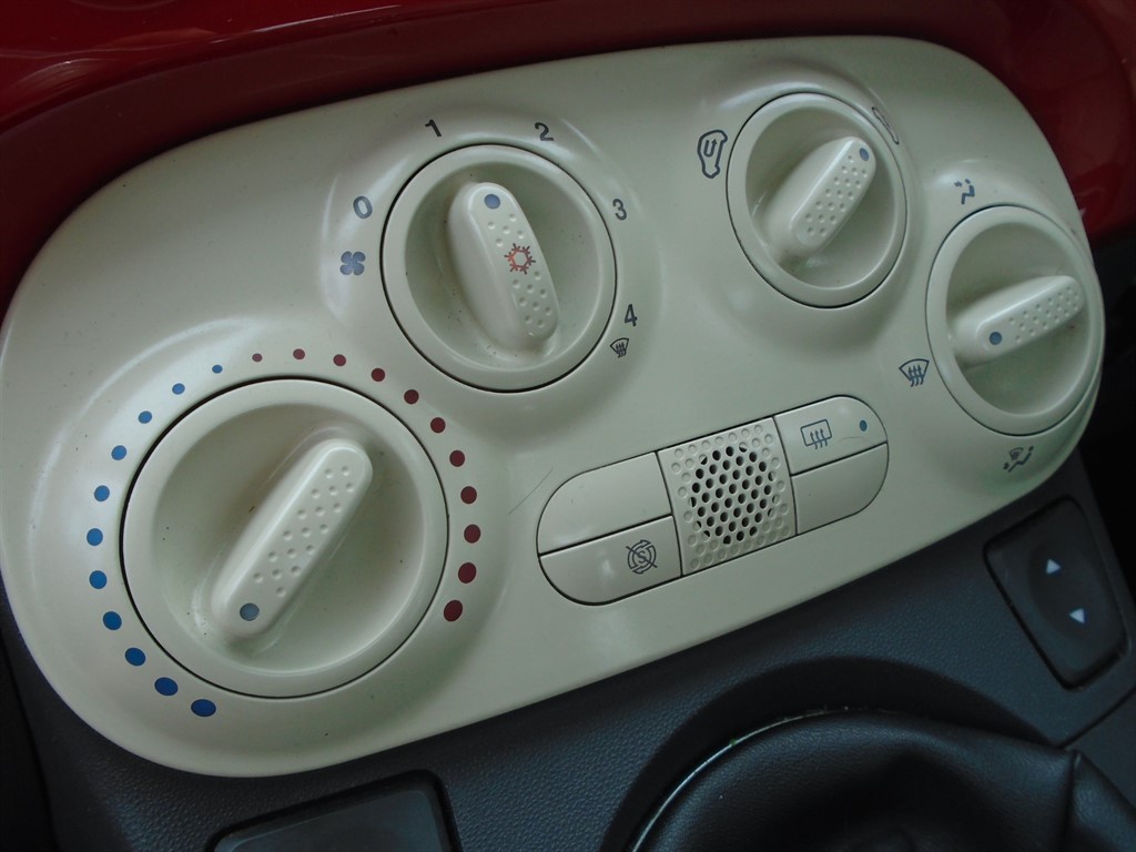 Used Fiat 500 2011 for sale - 76131002: Photo 21
