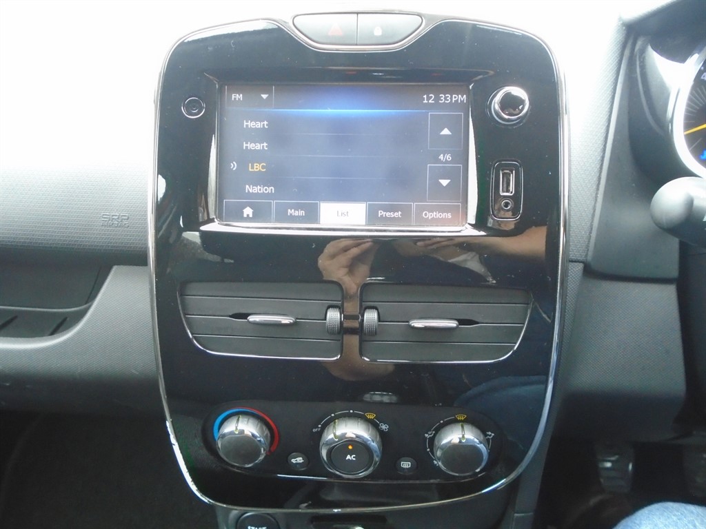 Used Renault Clio 2014 for sale - 75972658: Photo 12