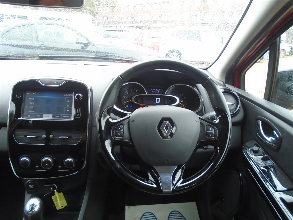 Used Renault Clio 2014 for sale - 75972658: Photo 14