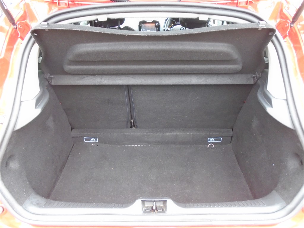 Used Renault Clio 2014 for sale - 75972658: Photo 17