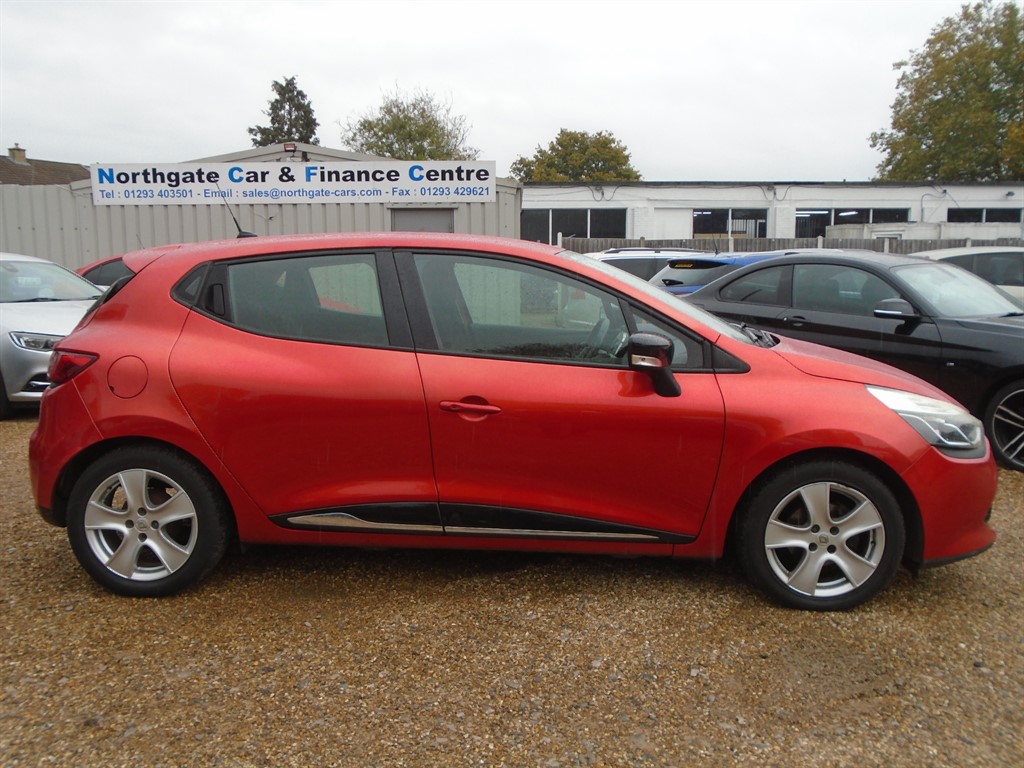 Used Renault Clio 2014 for sale - 75972658: Photo 2