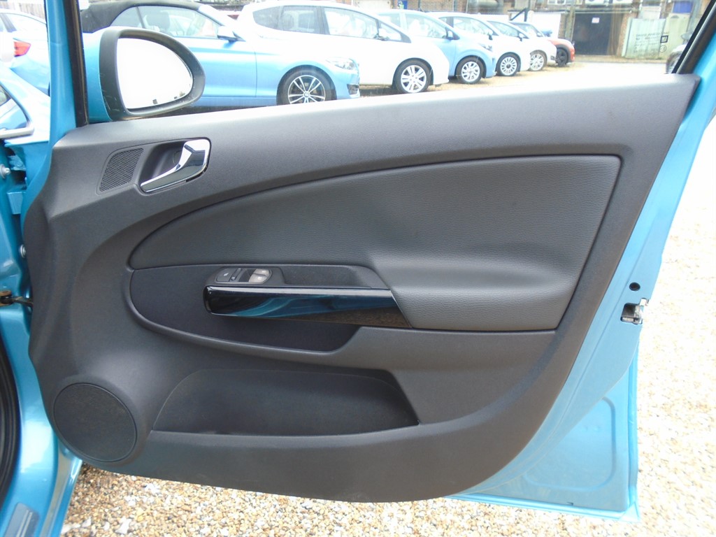 Used Vauxhall Corsa 2010 for sale - 76466636: Photo 13