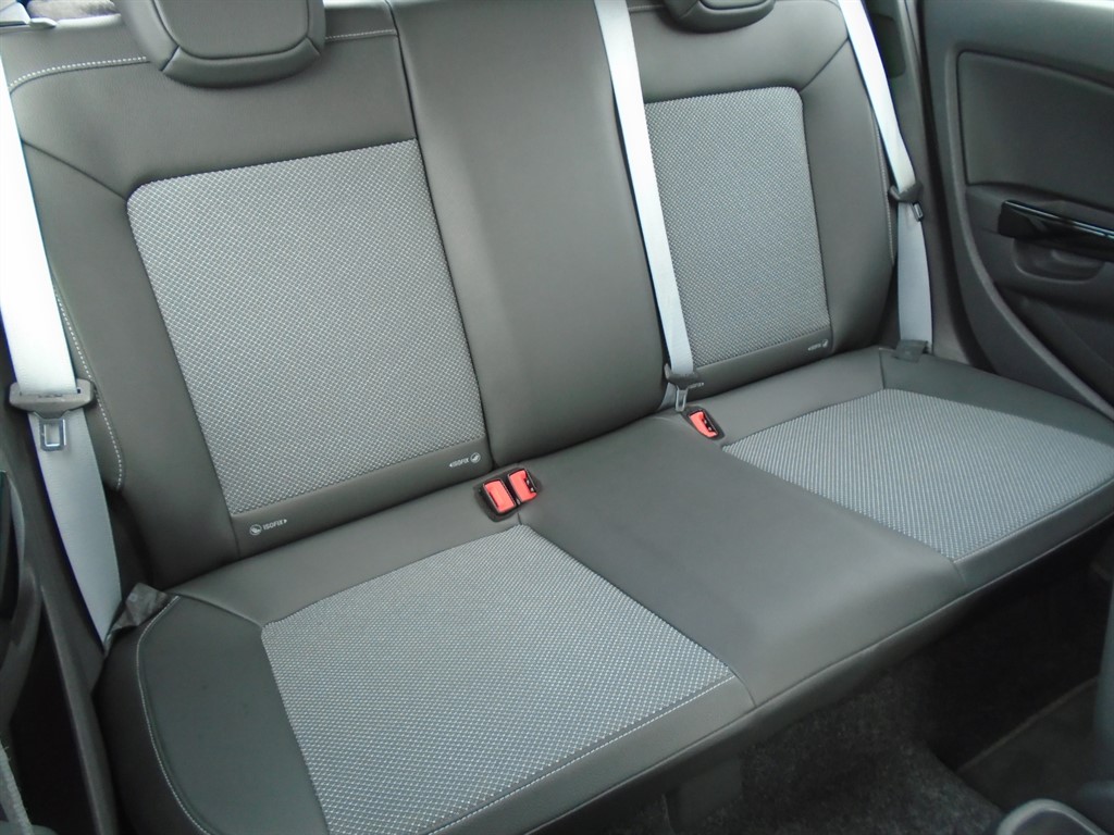 Used Vauxhall Corsa 2010 for sale - 76466636: Photo 16