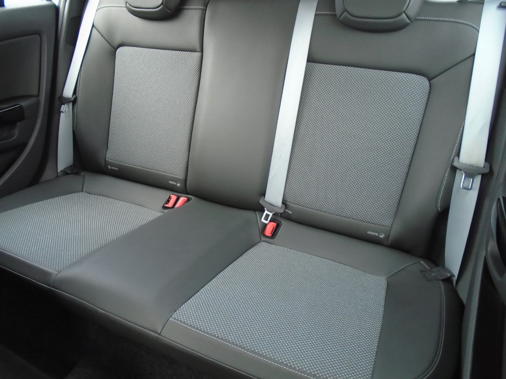 Used Vauxhall Corsa 2010 for sale - 76466636: Photo 19