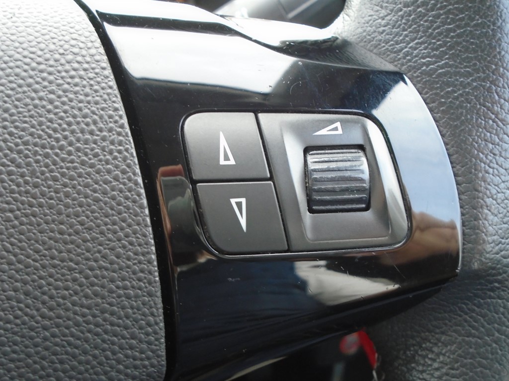 Used Vauxhall Corsa 2010 for sale - 76466636: Photo 25