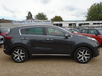 Used Kia Sportage 2018 for sale - 76098062: Photo 2