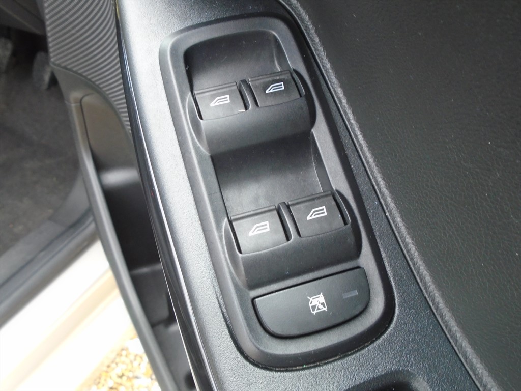 Used Ford Ka+ 2018 for sale - 76466621: Photo 28