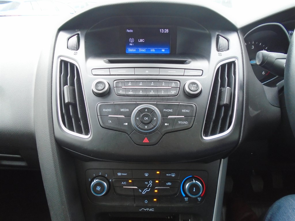 Used Ford Focus 2015 for sale - 76384710: Photo 12