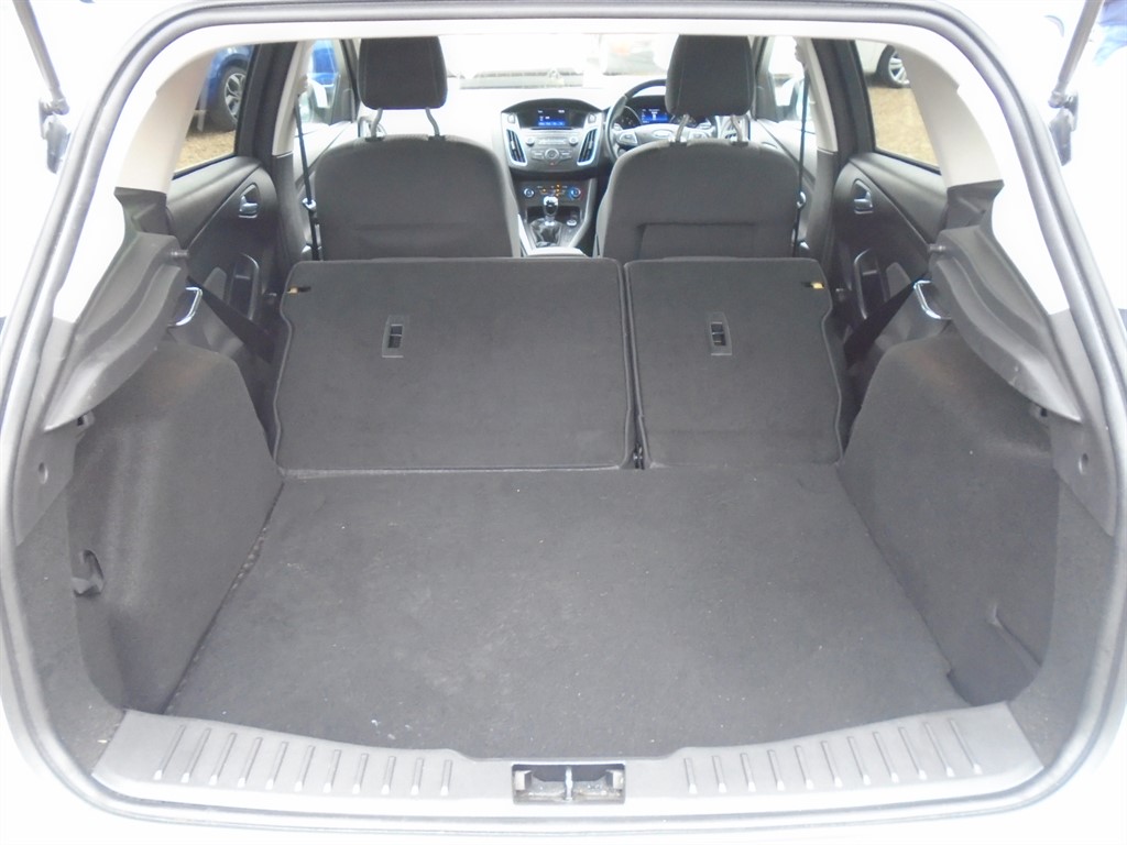 Used Ford Focus 2015 for sale - 76384710: Photo 18