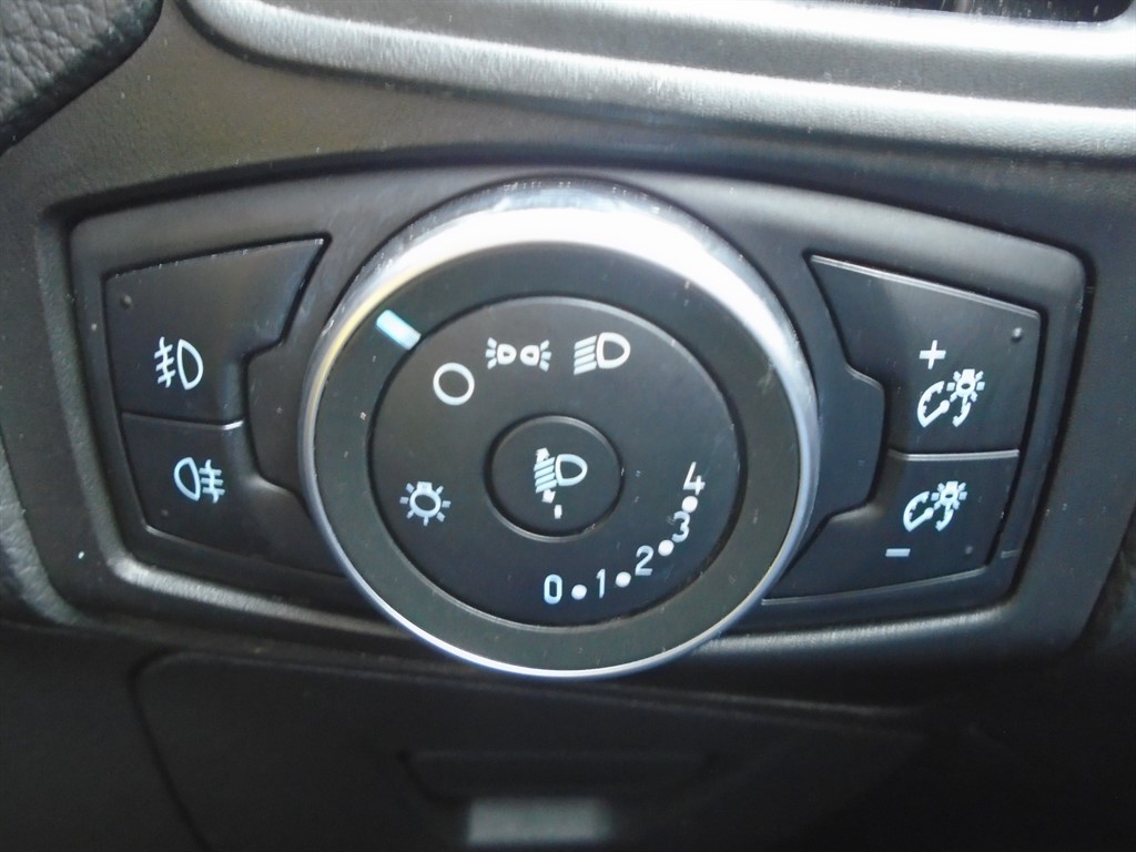 Used Ford Focus 2015 for sale - 76384710: Photo 27