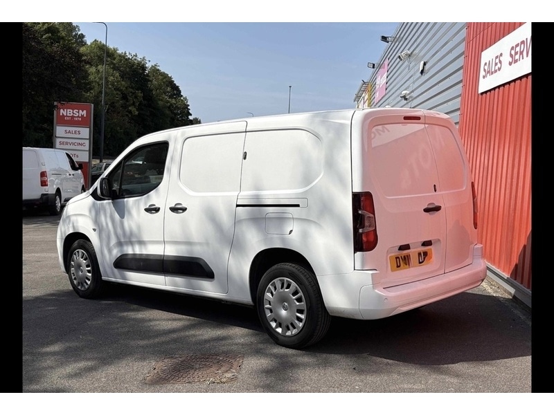 Used Vauxhall Combo 2023 for sale - 77547772: Photo 2
