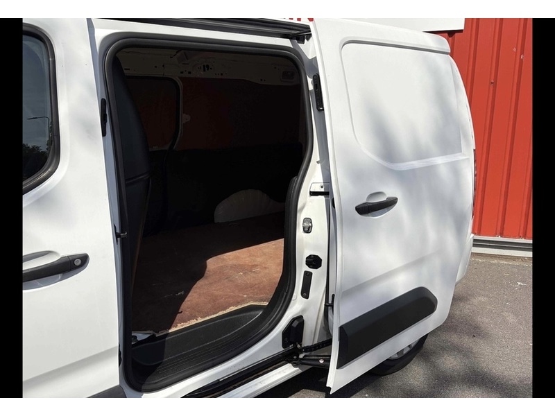 Used Vauxhall Combo 2023 for sale - 77547772: Photo 3