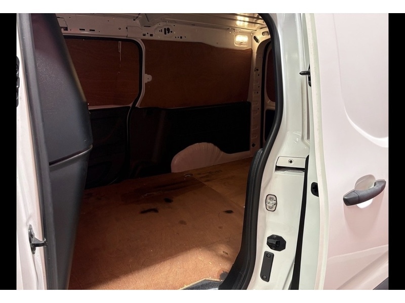 Used Vauxhall Combo 2023 for sale - 77765902: Photo 5