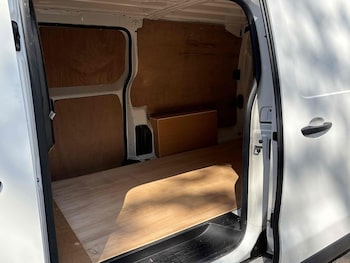 Used Vauxhall Vivaro 2019 for sale - 75666709: Photo
