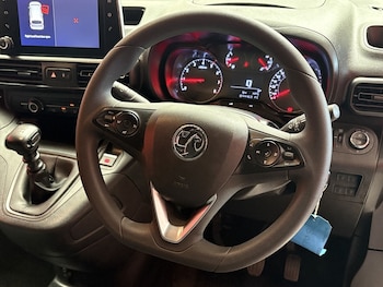 Used Vauxhall Combo 2022 for sale - 76114958: Photo