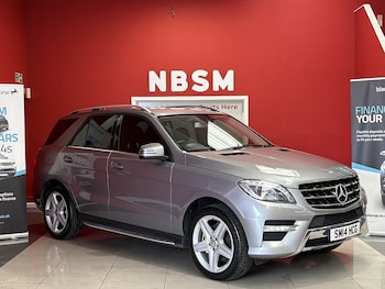 2014 - ML350 V6 BlueTEC AMG Sport 5-Door