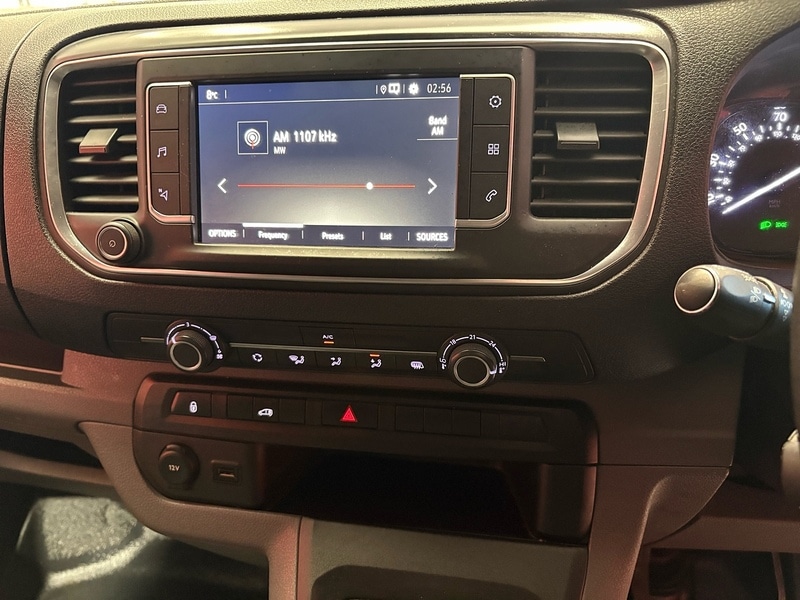 Used Vauxhall Vivaro 2020 for sale - 77227939: Photo 5