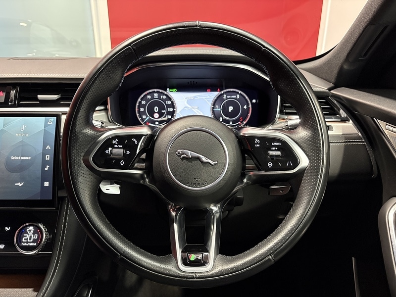 Used Jaguar F-Pace 2021 for sale - 76173487: Photo 14