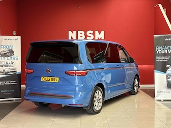 Used Volkswagen Multivan 2023 for sale - 75528472: Photo