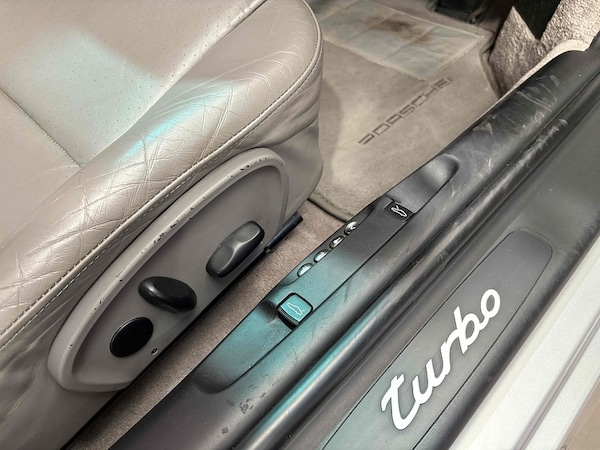 Used Porsche 911 2003 for sale - 74251233: Photo 12