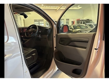 Used Vauxhall Vivaro 2023 for sale - 78709546: Photo