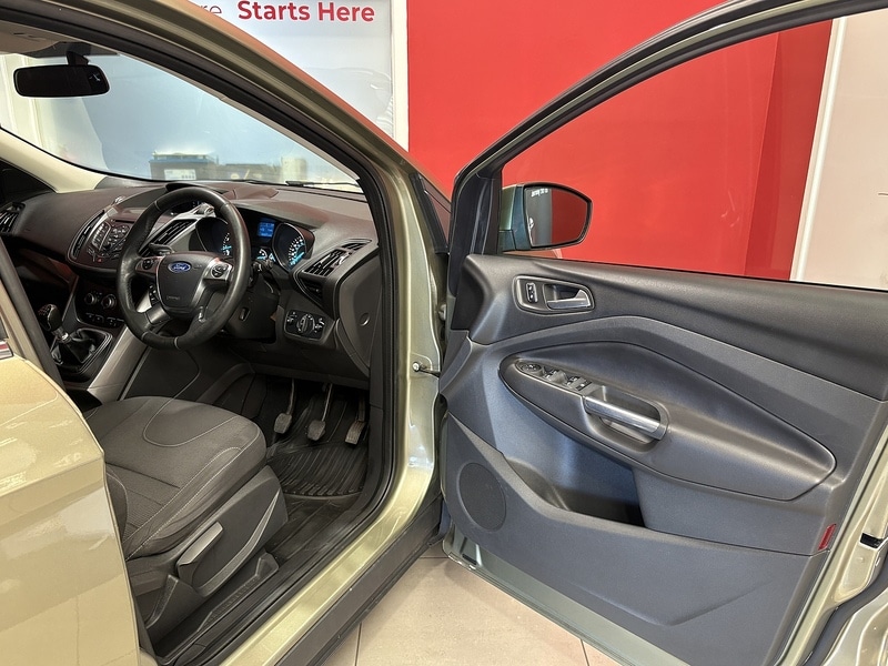 Used Ford Kuga 2014 for sale - 76077185: Photo 5