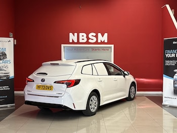 Used Toyota Corolla 2023 for sale - 76114953: Photo 2