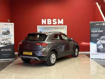 Used Volkswagen T-Roc 2023 for sale - 74502036: Photo