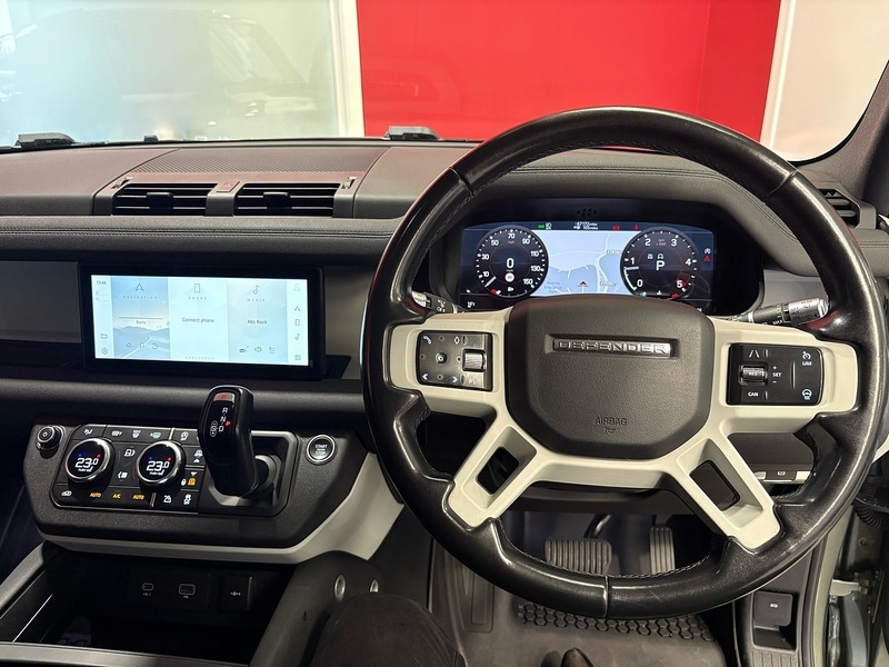 Used Land Rover Defender 2020 for sale - 76570692: Photo 10