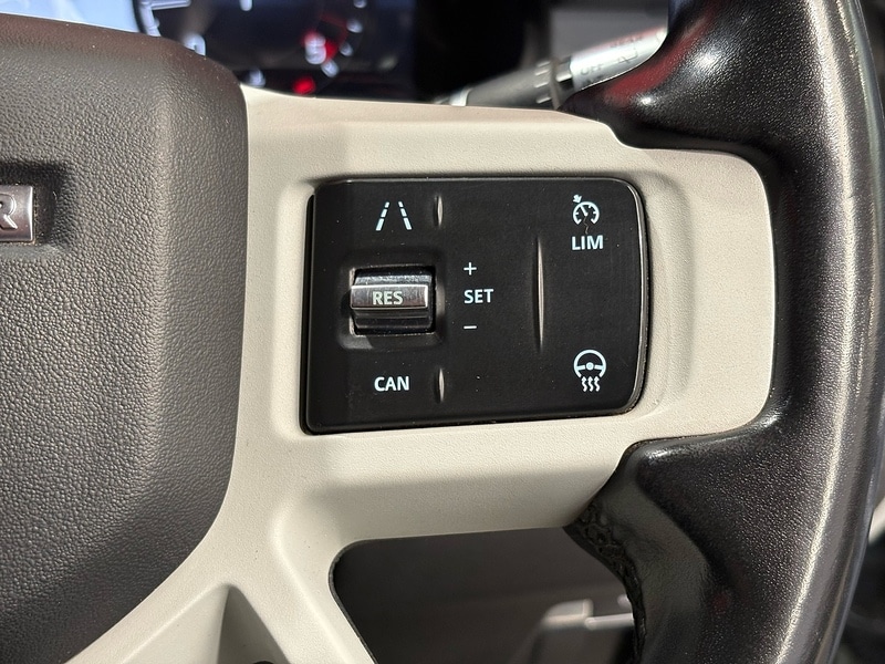 Used Land Rover Defender 2020 for sale - 76570692: Photo 13