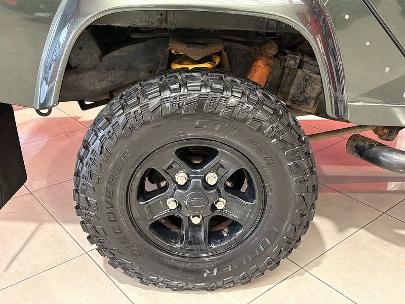 Used Land Rover Defender 2004 for sale - 77172794: Photo 4