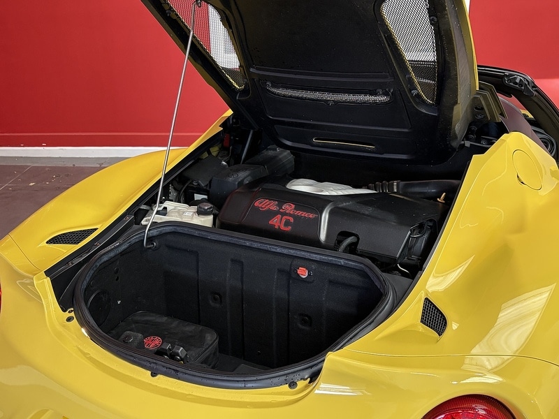 Used Alfa Romeo 4C 2016 for sale - 76368337: Photo 8