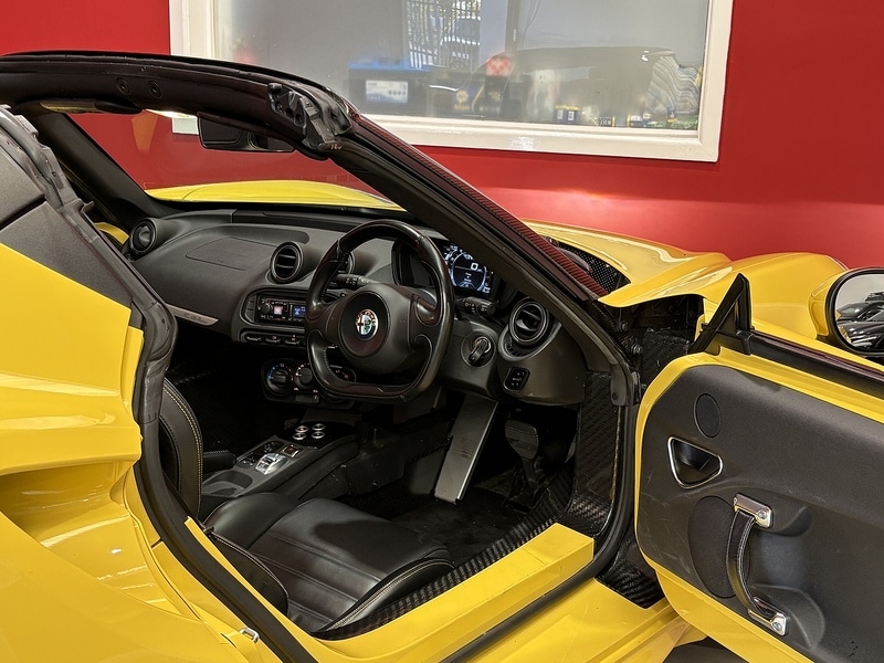 Used Alfa Romeo 4C 2016 for sale - 76368337: Photo 9