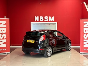 Used Ford Fiesta 2016 for sale - 79323571: Photo