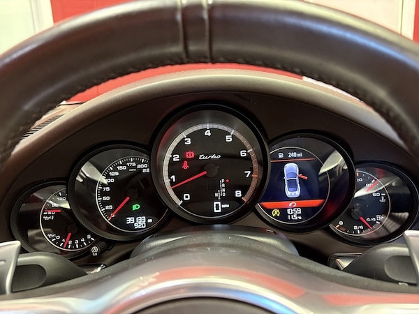 Used Porsche 911 2014 for sale - 76029873: Photo 14