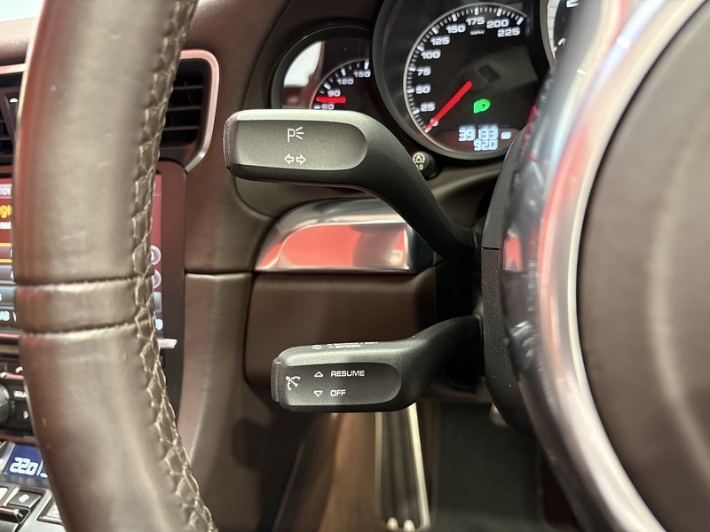 Used Porsche 911 2014 for sale - 76029873: Photo 15